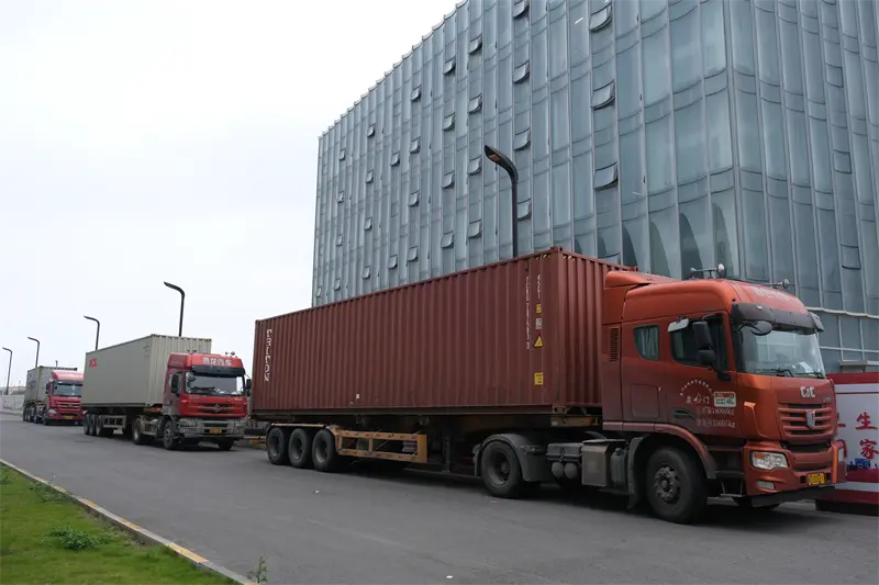 เครื่องทำอิฐ QGM จัดส่งไปยังตะวันออกกลาง ช่วยให้การก่อสร้างในภูมิภาคก้าวกระโดดครั้งใหม่