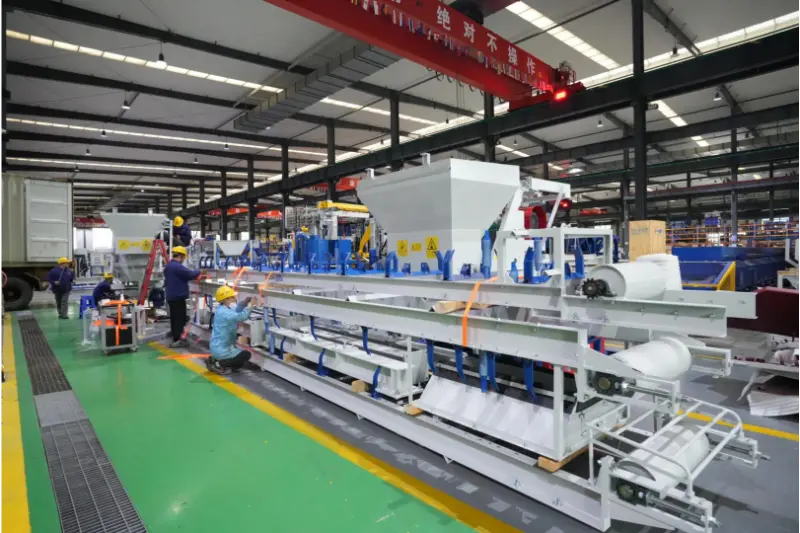 ฤดูใบไม้ผลิเป็นเวลาที่เหมาะสำหรับการทำงานหนักและความก้าวหน้า Quangong Machinery Co., Ltd. กำลังยุ่งอยู่กับการขนส่งสินค้าไปต่างประเทศ