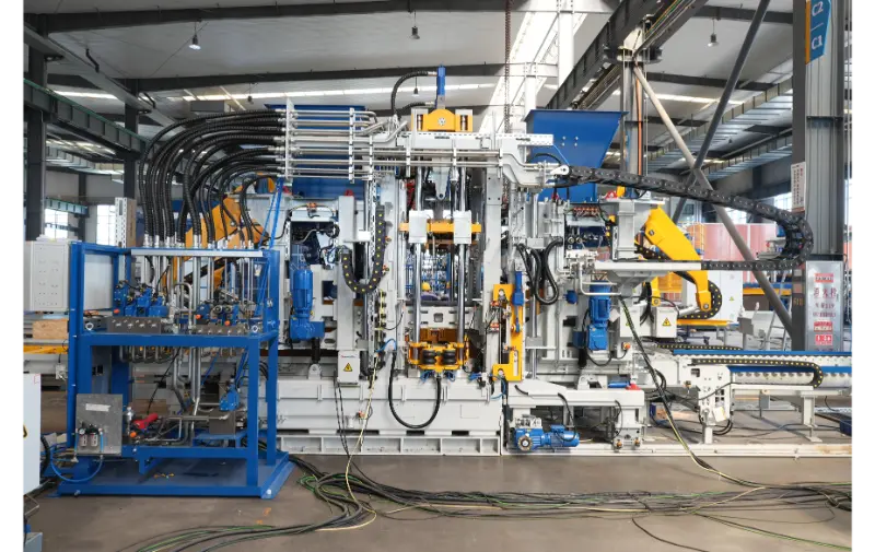 สายการผลิตอิฐ Quangong Machine ZN900-2: ขับเคลื่อนด้วยความชาญฉลาด สร้างมาตรฐานใหม่ที่มีประสิทธิภาพและการผลิตอิฐสีเขียว