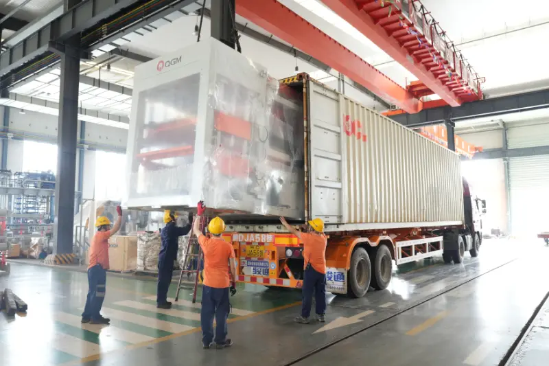 Quangong Machinery จัดส่งสายการผลิตอิฐอัจฉริยะไปยังตลาดต่างประเทศ